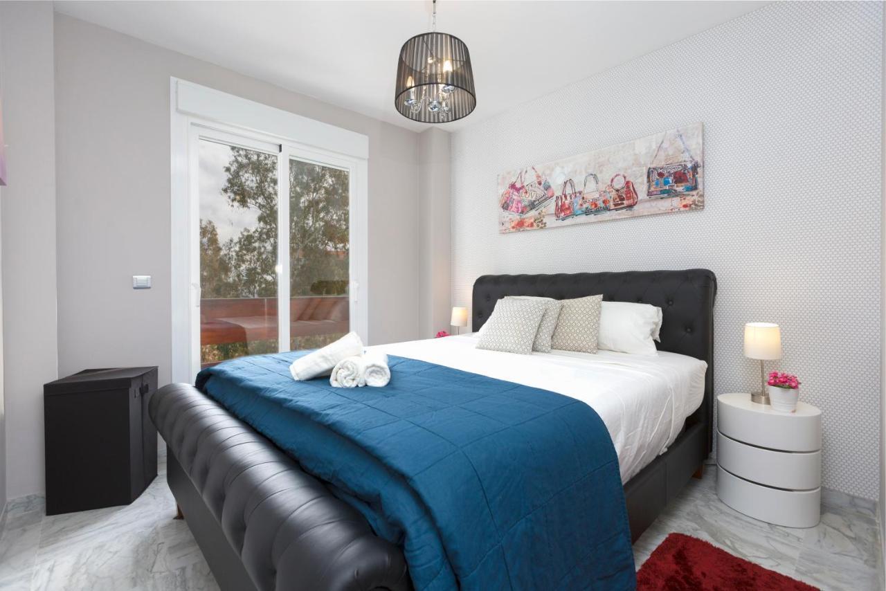 4 Bedroom Apartment In Puerto Banus 150 Meters From The Beach Marbella Eksteriør bilde