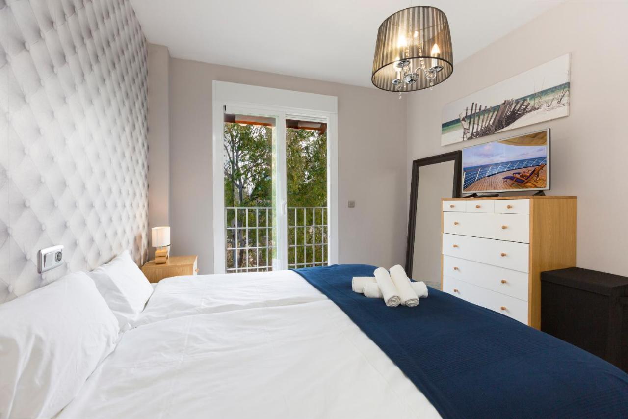 4 Bedroom Apartment In Puerto Banus 150 Meters From The Beach Marbella Eksteriør bilde
